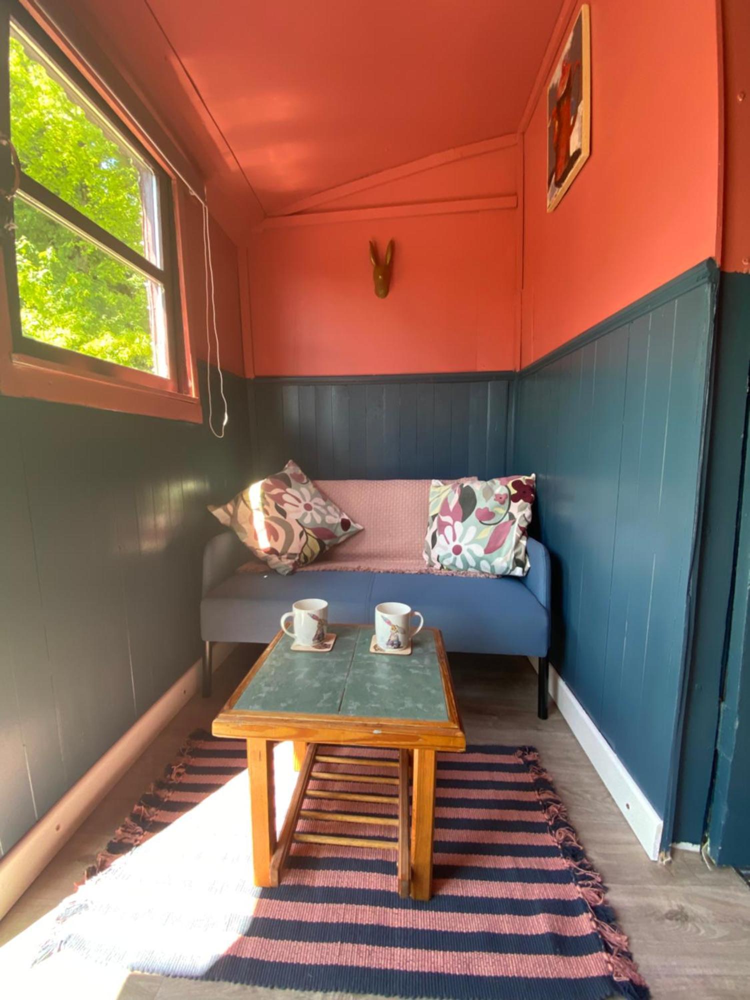 The Hares Hut At Carrigeen Glamping Kilkenny Exterior photo